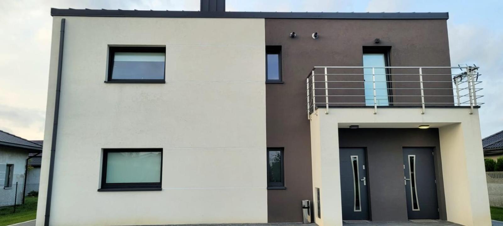 Bast 17: Spacious Mandoria Stay with Parking and Terrace Lodz  Exterior photo